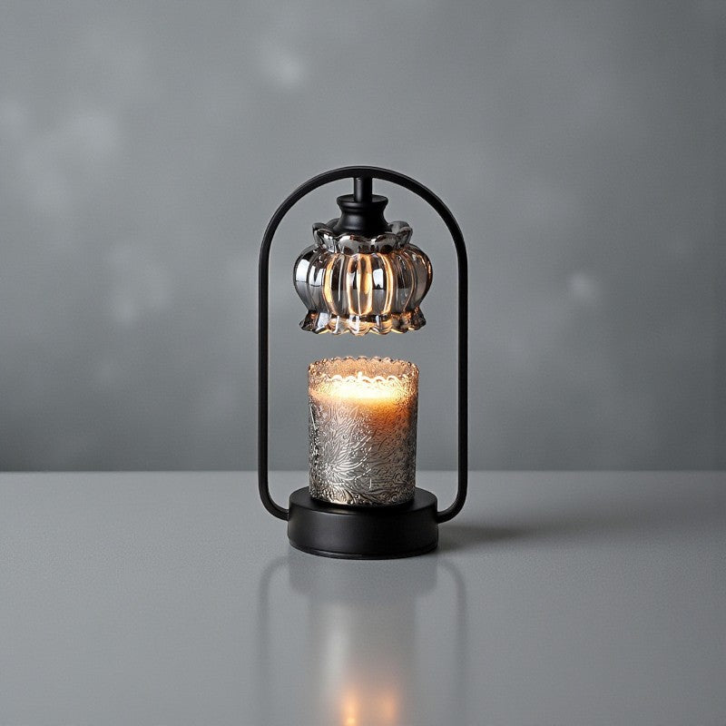 Nordische Tischlampe mit Glasschirm und rundem Eisenfuß Moderne, sanfte Beleuchtung