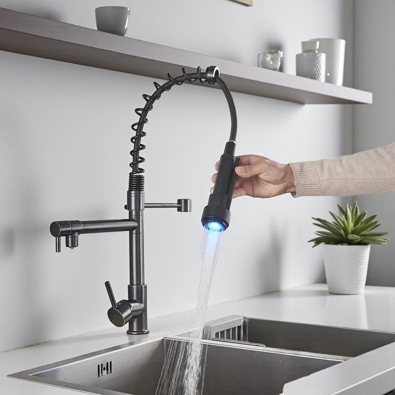 Küchenarmatur mit 360-Grad-Drehung für bessere tägliche Reinigungsaufgaben