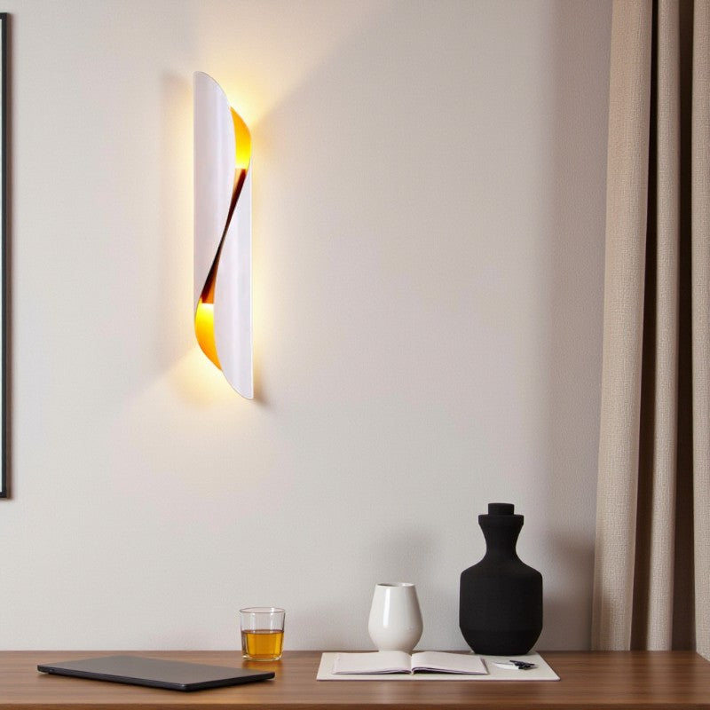 Elegante LED-Wandleuchte mit verstellbarer Helligkeit und Farbtemperatur