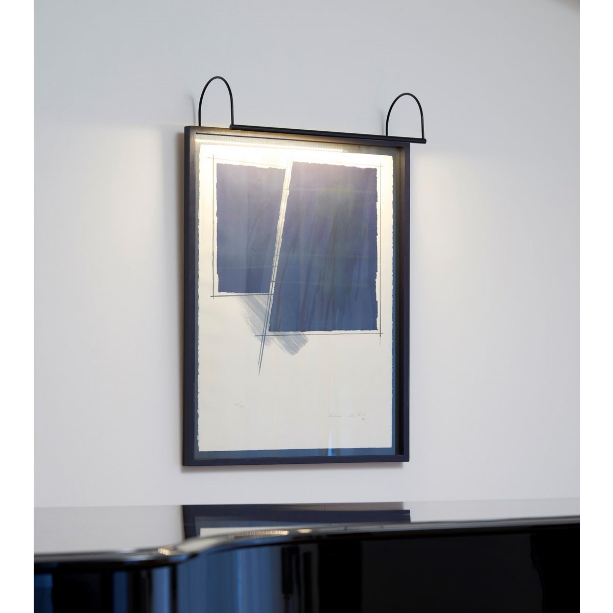 Clarus - LED-Bilderleuchte aus Messing