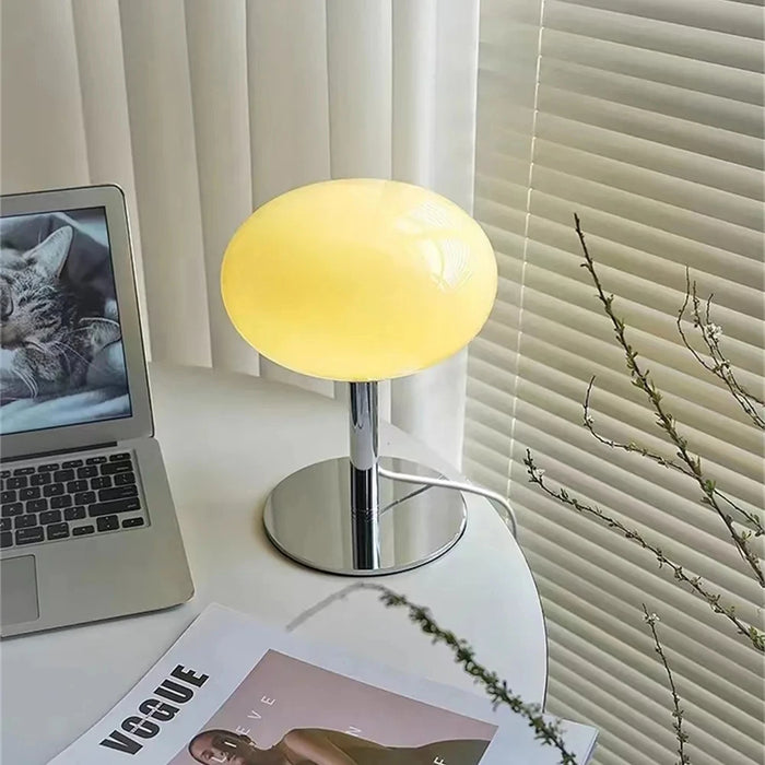 Nestor - Bauhaus Tischlampe Kabellos