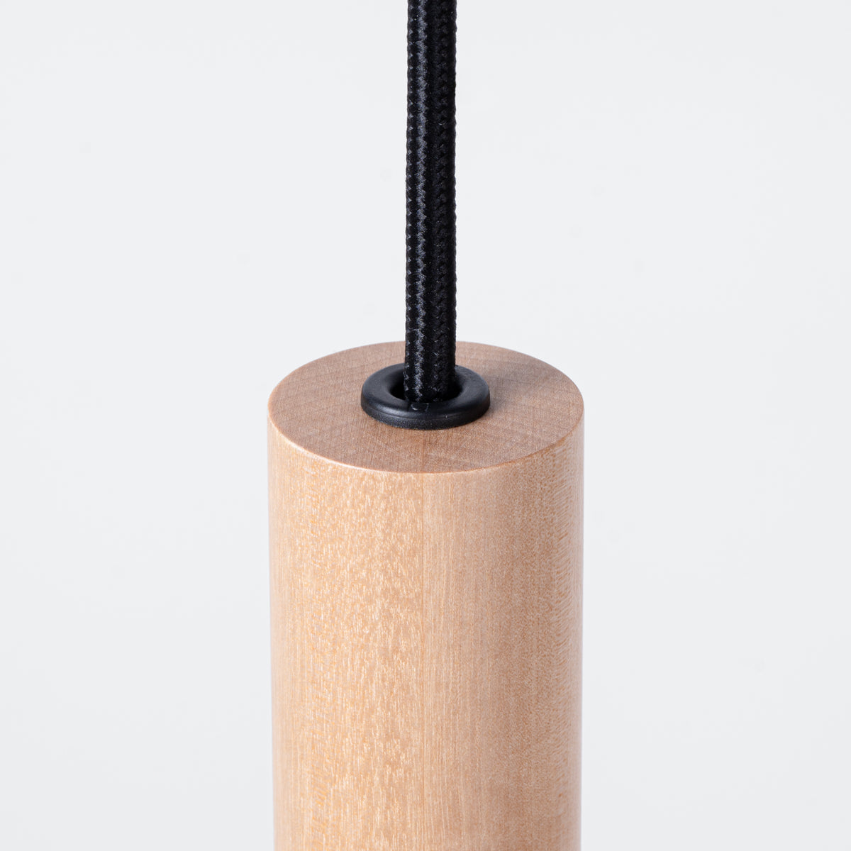 Halona - Dreiflammige Pendelleuchte aus Holz/Stahl mit