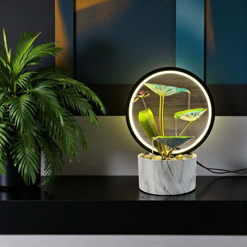 Elegante Tischlampe mit integriertem Wasserspiel für dekorative Wohnbeleuchtung