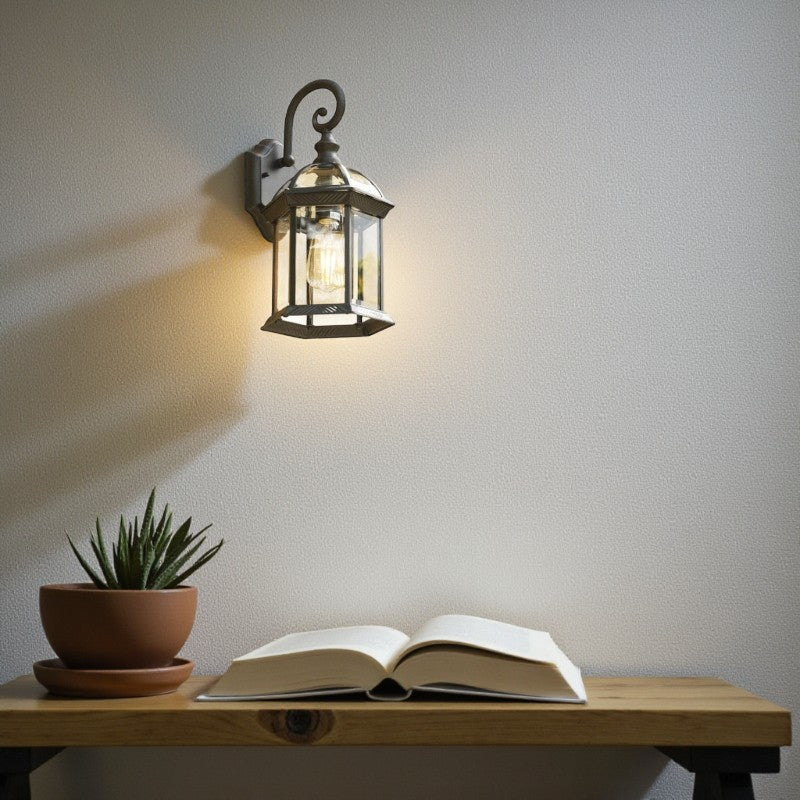 Außenwandleuchte mit strukturiertem Design für moderne und funktionale Außenbeleuchtung