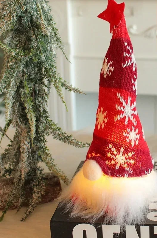 Artix - LED-Weihnachtselfe ohne Gesicht