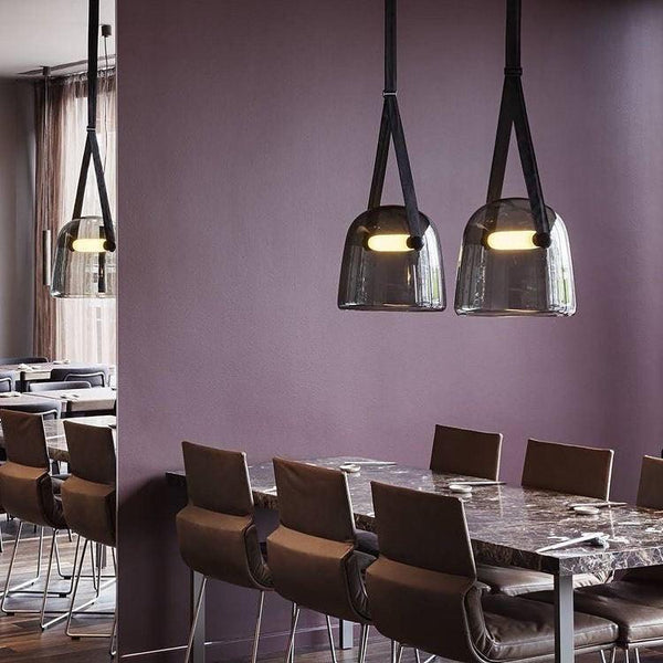 Claria - Elegante Pendelleuchte mit Glas und Tragegurt