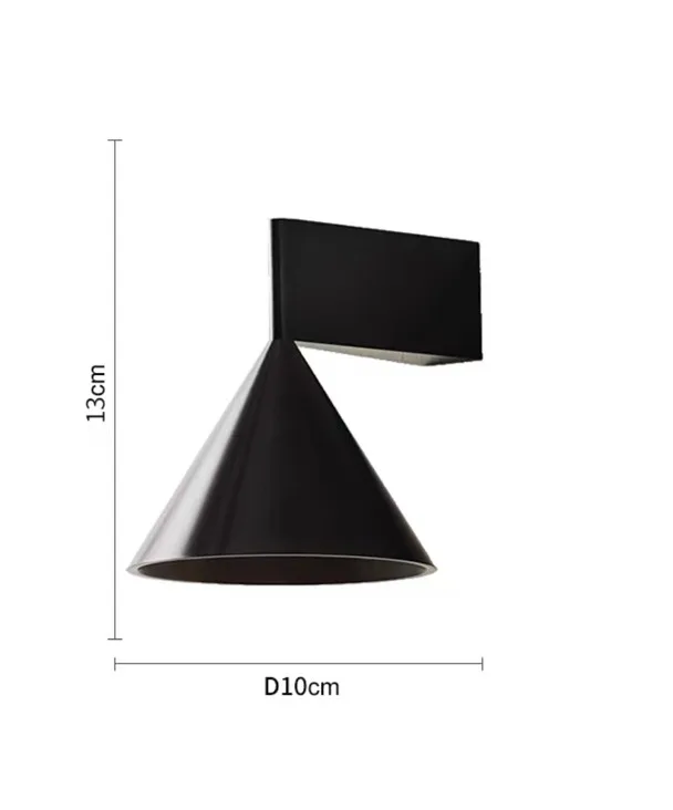 Minimalistische - Wandleuchte aus silberfarbenem Aluminium