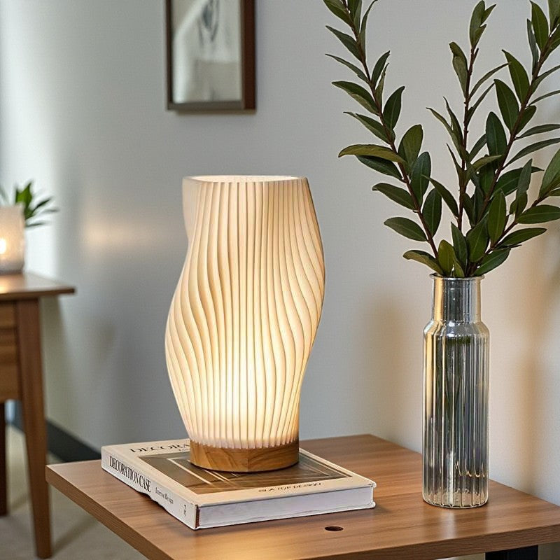 USB-Lampe mit doppelten Lichtschirmen für stilvolle Beleuchtung