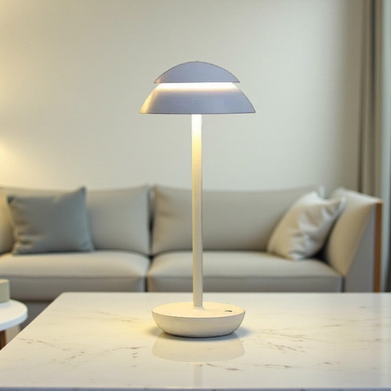 Schlanke und vielseitige kabellose Tischlampe