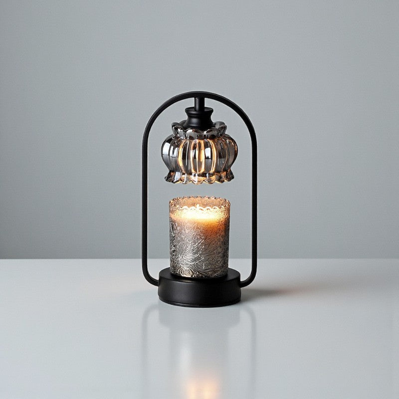 Nordische Tischlampe mit Glasschirm und rundem Eisenfuß Moderne, sanfte Beleuchtung