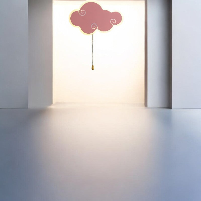 Wolkenförmige LED-Wandleuchte für Kinderzimmer mit sanftem, energieeffizientem Licht