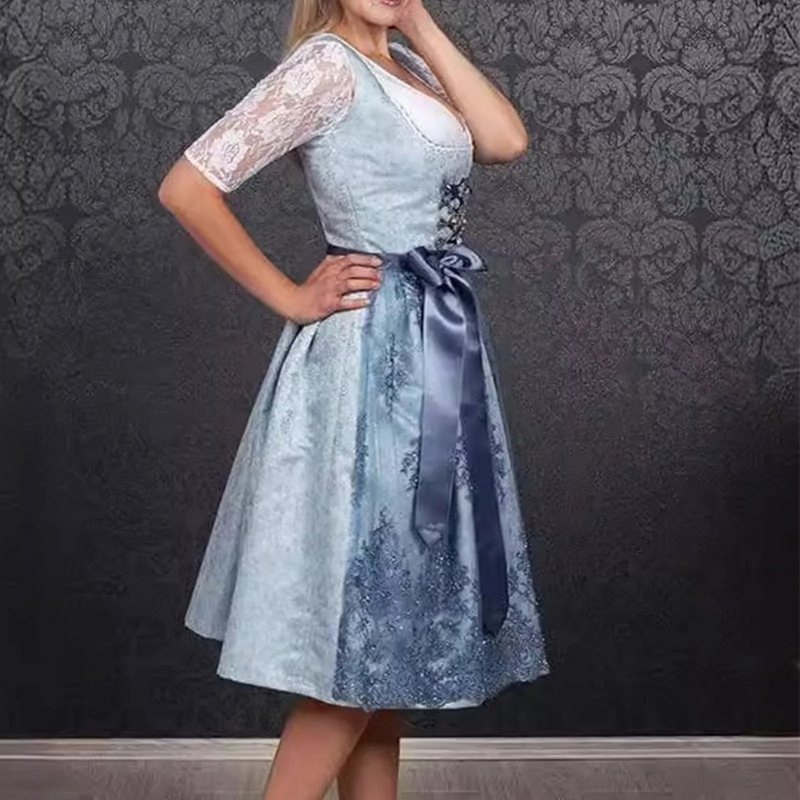Elegantes Damen-Dirndl mit ausgestelltem Rock