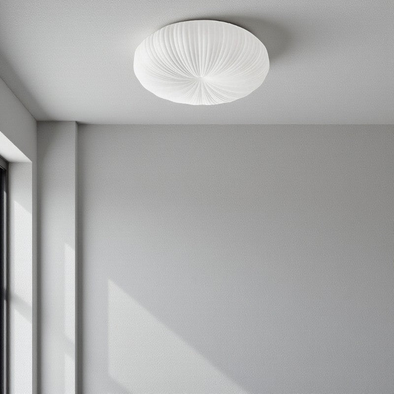 Deckenleuchte mit warmem Licht und künstlerischem Design für Zuhause