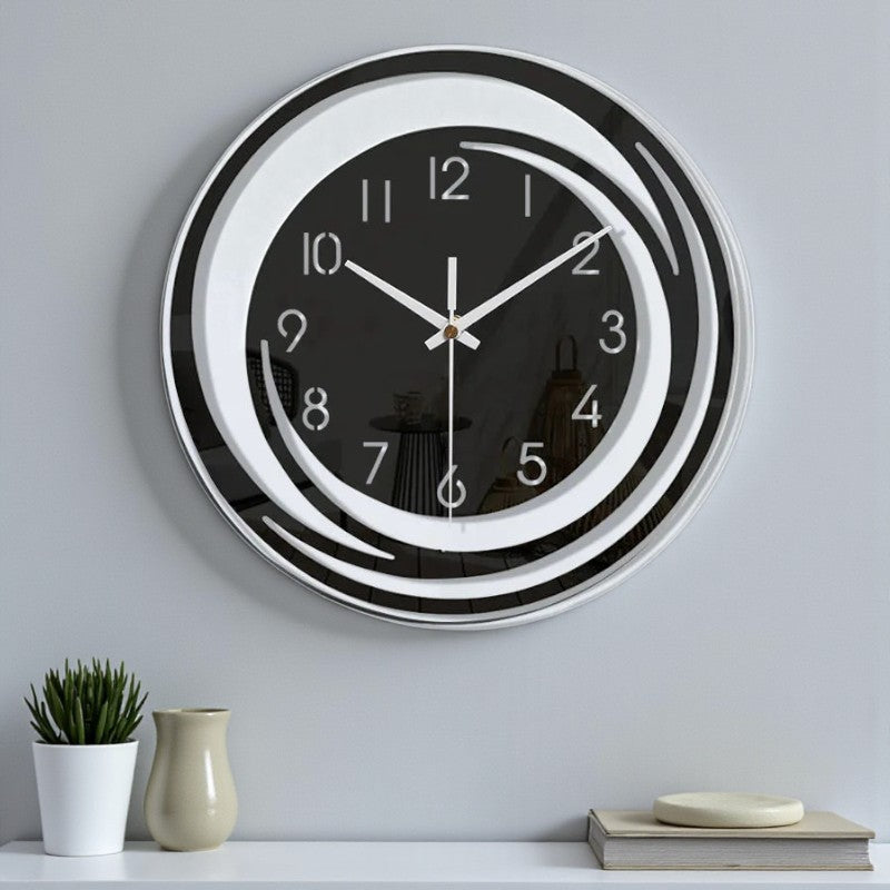 Minimalistische Wanduhr aus Acryl für ruhige, stilvolle Innenräume