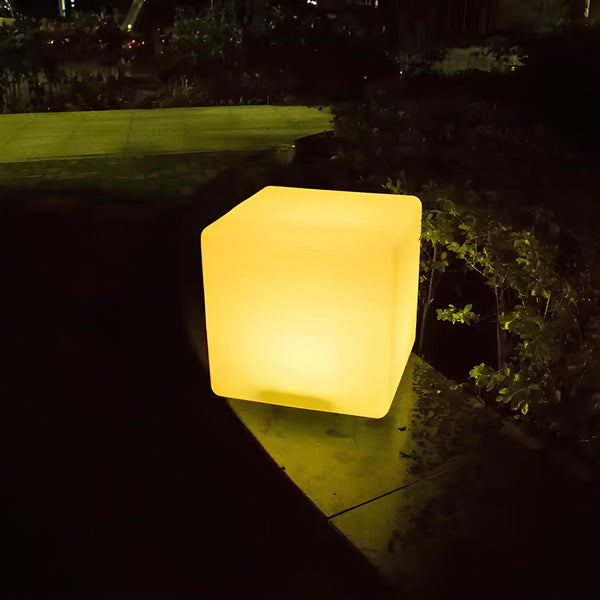 Würfelförmige - LED-Gartenleuchte mit Akku