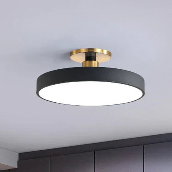 Plafona - Runde LED-Aufbauleuchte im skandinavischen Stil