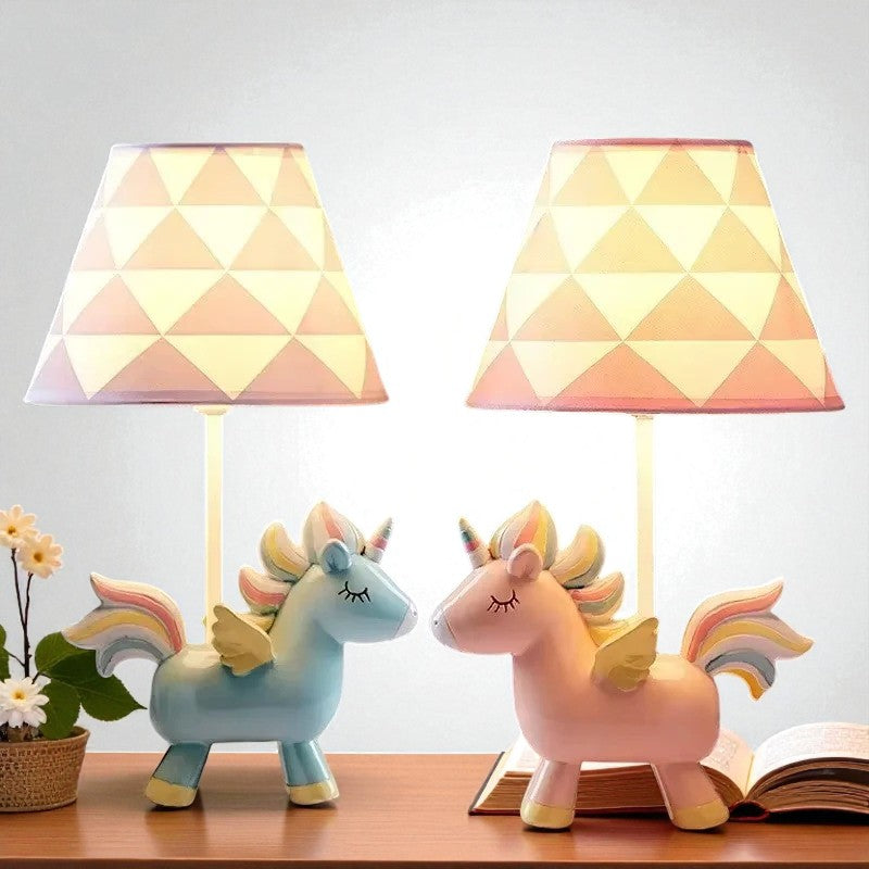 Tischlampe mit verspieltem Design für Kinderzimmer und Babyzimmer