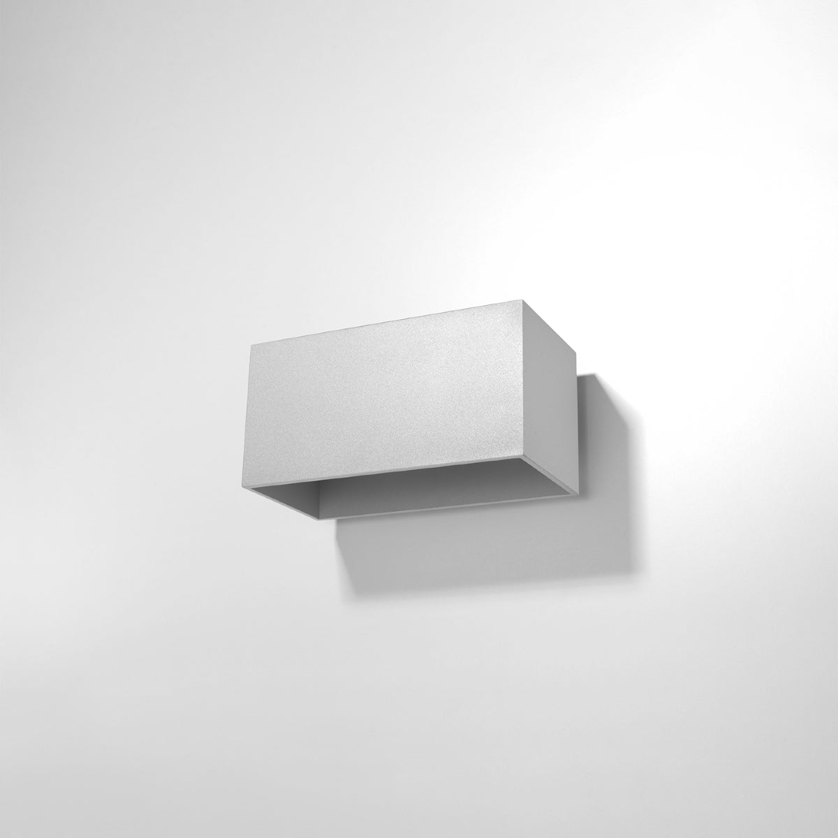 Lumera - QUAD MAXI Wandleuchte, grau, aus Aluminium