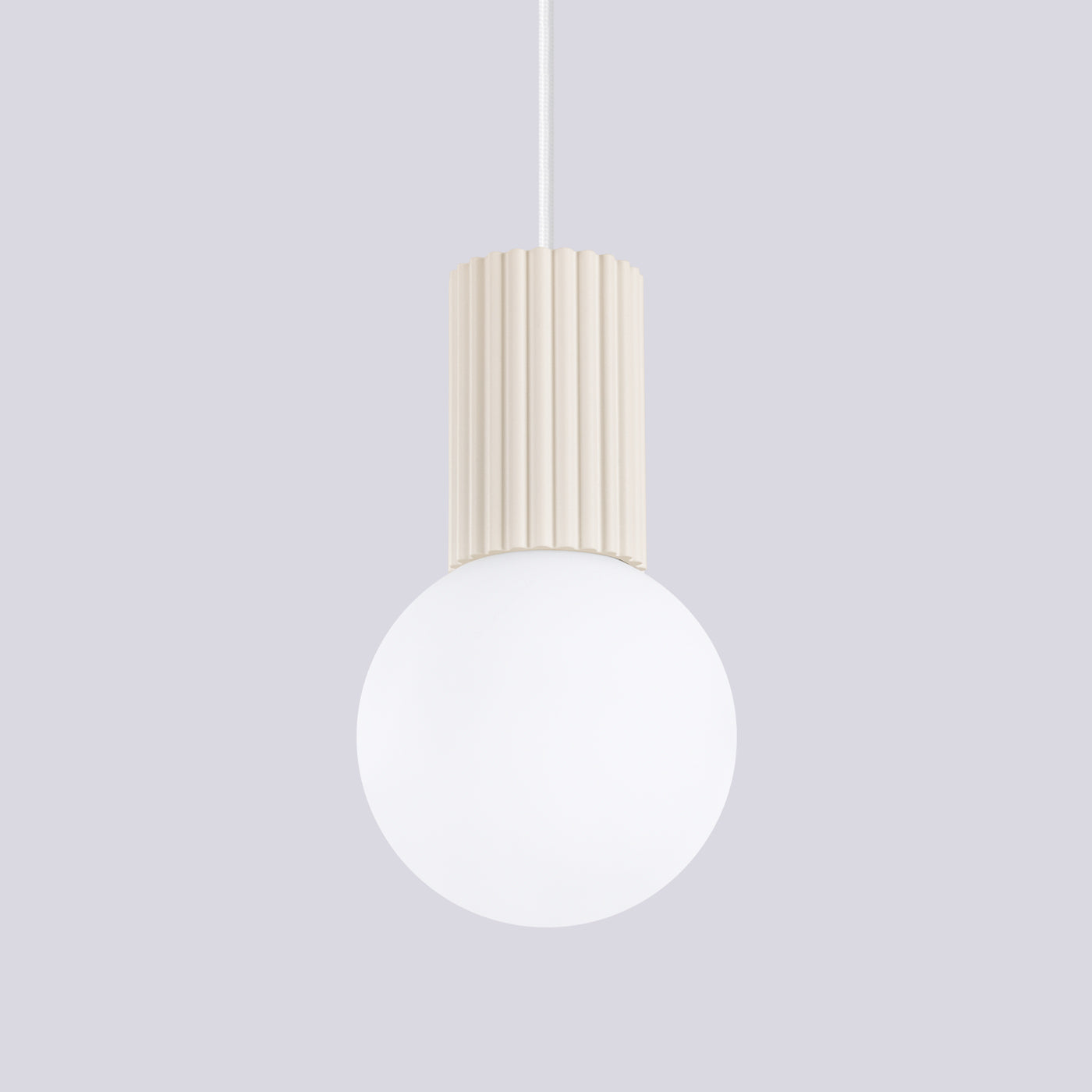 Zenita - Beige Pendelleuchte mit mattiertem Glasbirnen und