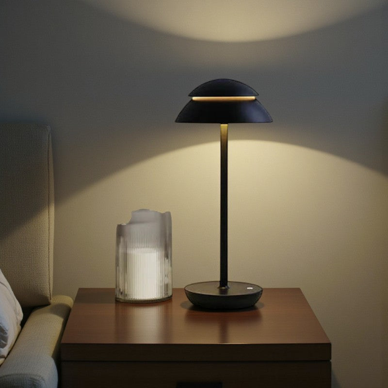 Schlanke und vielseitige kabellose Tischlampe