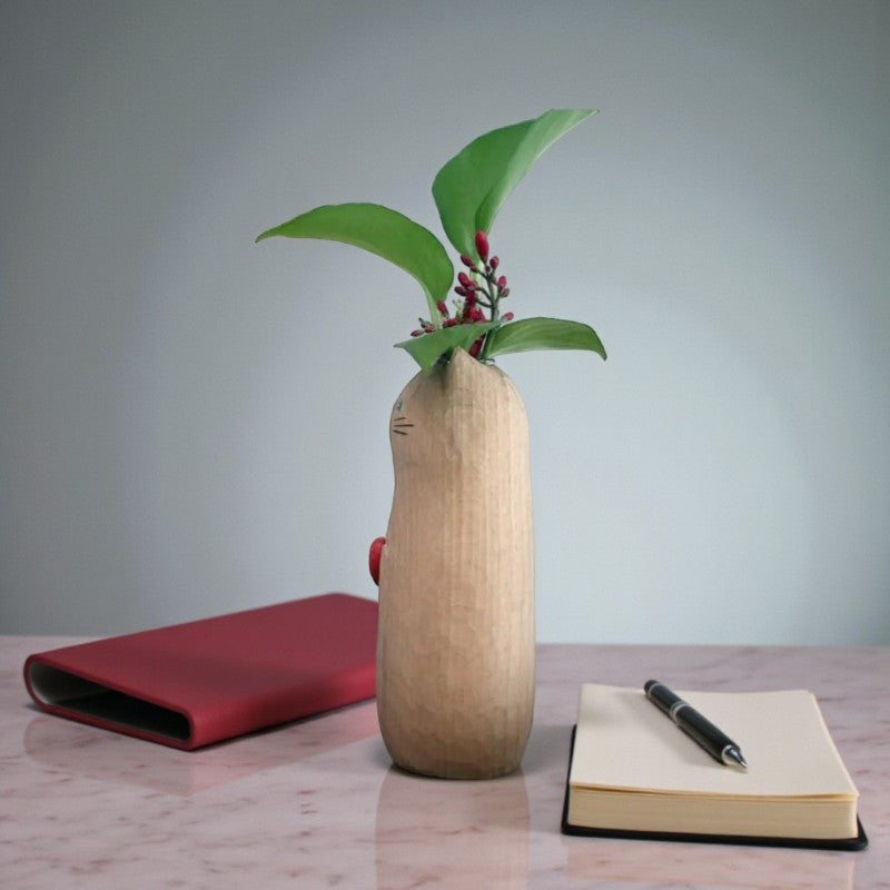 Vase in Katzenform mit Herz-Akzent zur Wohnraumdekoration