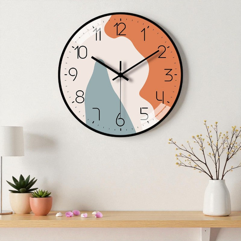 Nachhaltige, minimalistische Wanduhr für stilvolle Zeitangabe