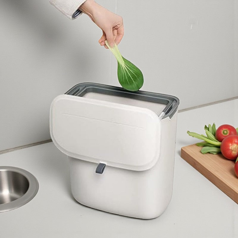 Kompakter und praktischer Küchenabfallbehälter für einfache und hygienische Reinigung