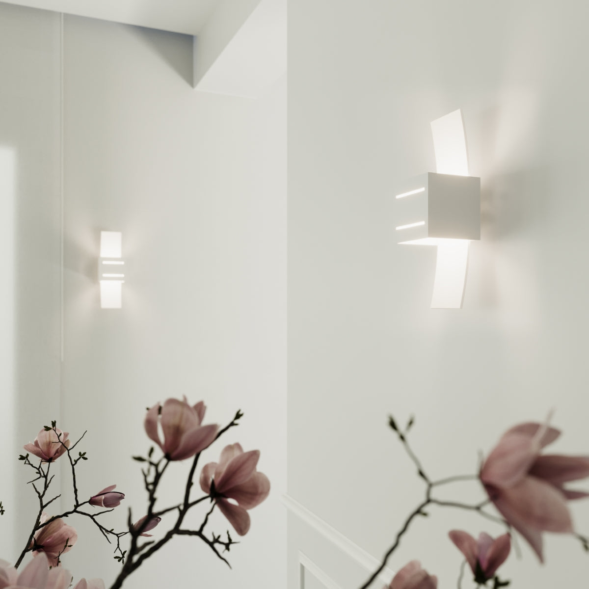 LORETO - Wandleuchte, weiß mit Perforation und Glas, nach