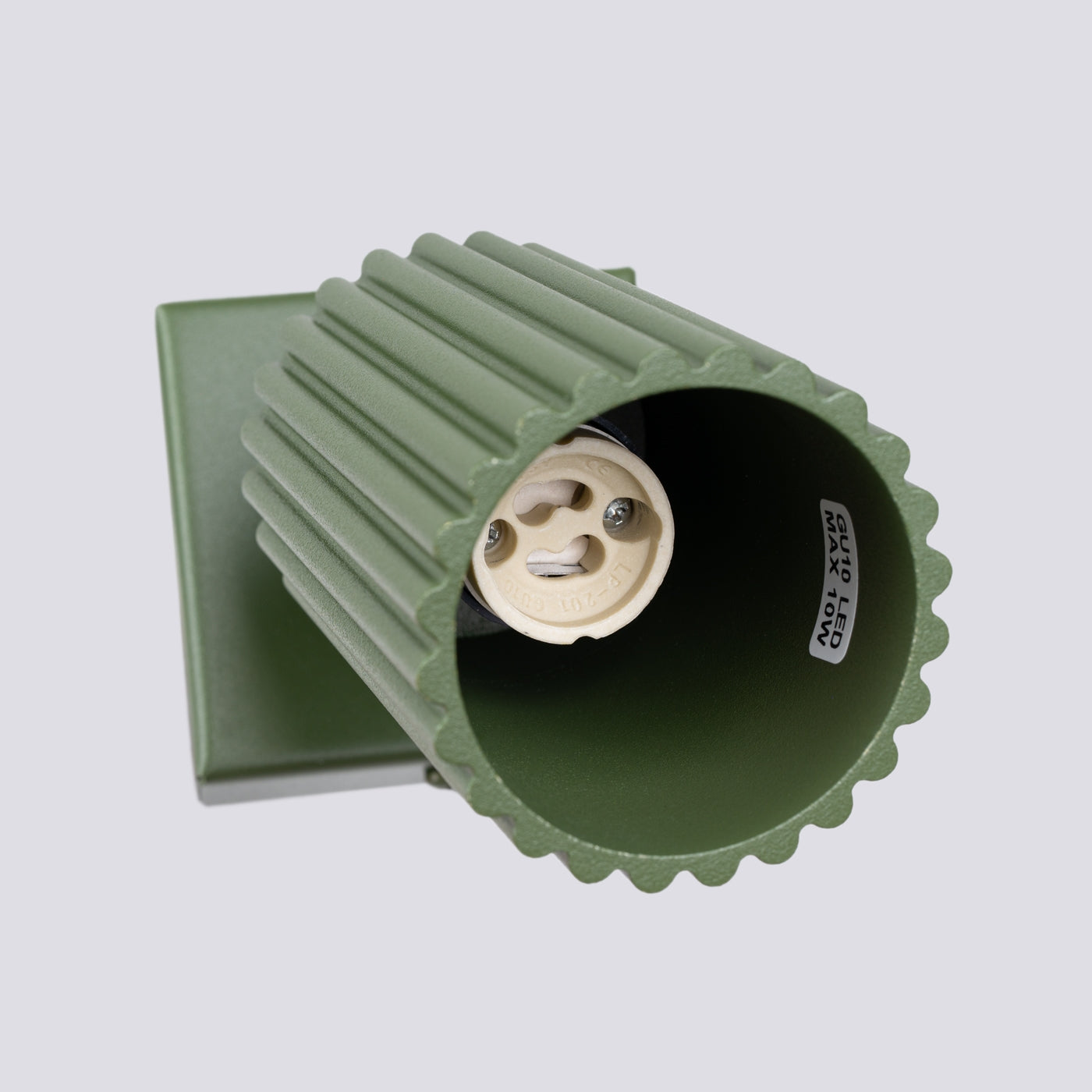 Luzana - Wandleuchte aus Aluminium in Carbon-Olivgrün