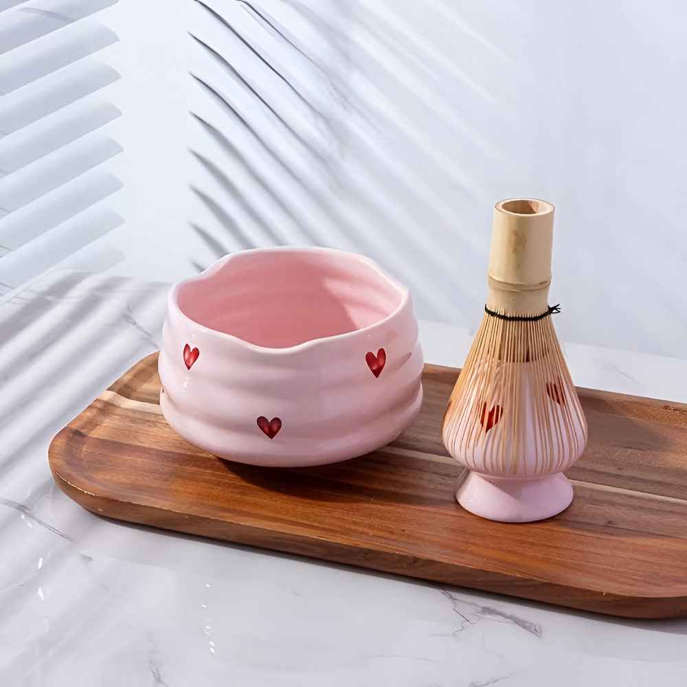 5-teiliges Matcha Set Rosa Herz – Japanisches Teeset mit Schale, Bambusbesen, Halter & Sieb