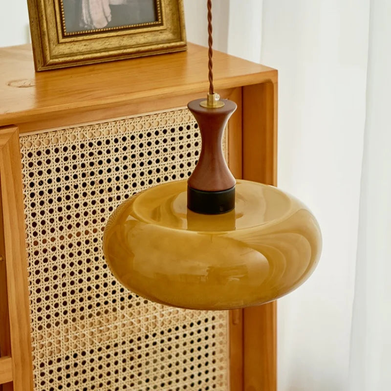 Plafona - Vintage-Pendelleuchte aus bernsteinfarbenem Glas