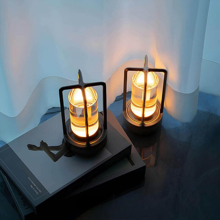 Studio - Kabellose Tischlampe mit warmem Licht