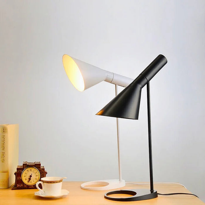 Minimalistische - LED Tischlampe Verstellbar