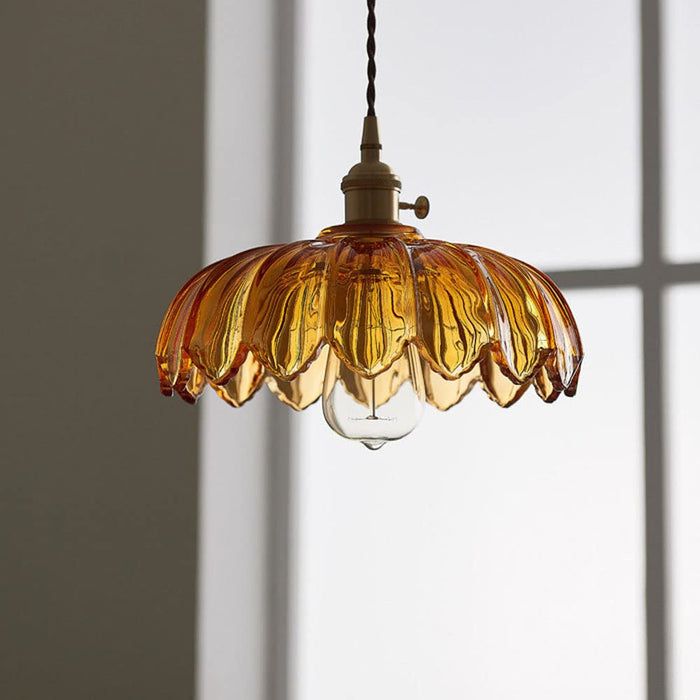 Aurela - Vintage-Pendelleuchte in Glasblume mit Blaseneffekt