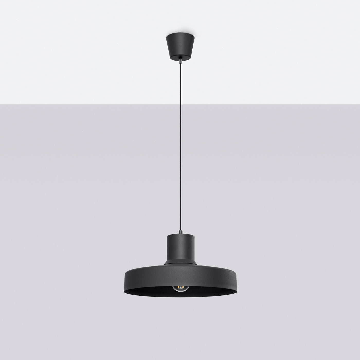 Solara - Schwarze Retro-Pendelleuchte mit rundem Schirm