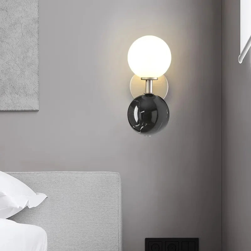 Luxuriöse - LED-Wandleuchte in Marmoroptik im nordischen