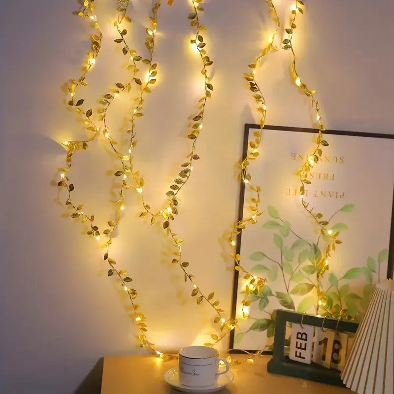Twinkla - Goldene LED Blätter-Lichterkette batteriebetrieben
