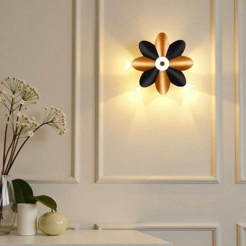 LED Wandleuchte mit Blumenblätter Design