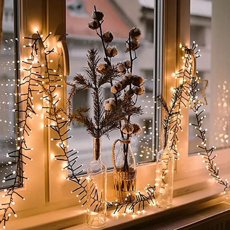 Sparkla - 25 m lange Lichterkette mit 2000 warmweißen LEDs