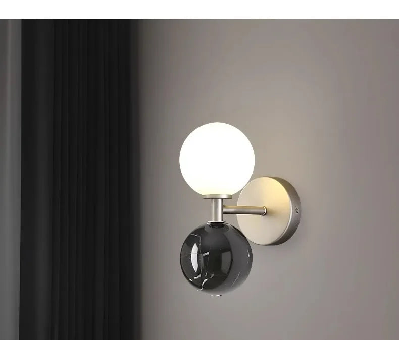 Luxuriöse - LED-Wandleuchte in Marmoroptik im nordischen