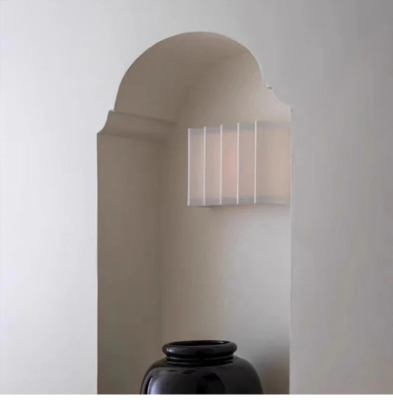 Murano - Wabi-Sabi-Stoffwandleuchte in Weiß mit LED