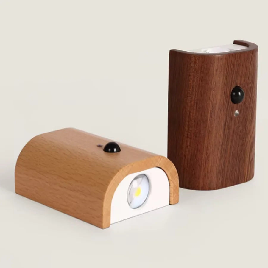 LumiHout - Wandlampe Holz mit Bewegungsmelder, Up & Down LED