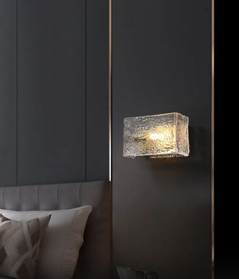 Postmoderne - Kupfer-Wandleuchte mit Klarglas