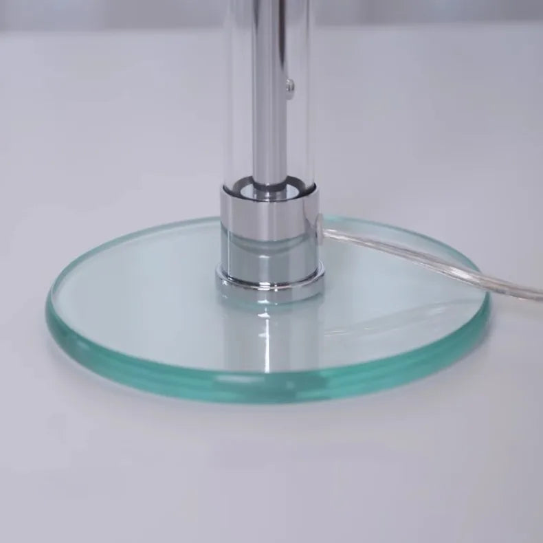Focalia - Bauhaus Tischlampe mit Mattglaskugel
