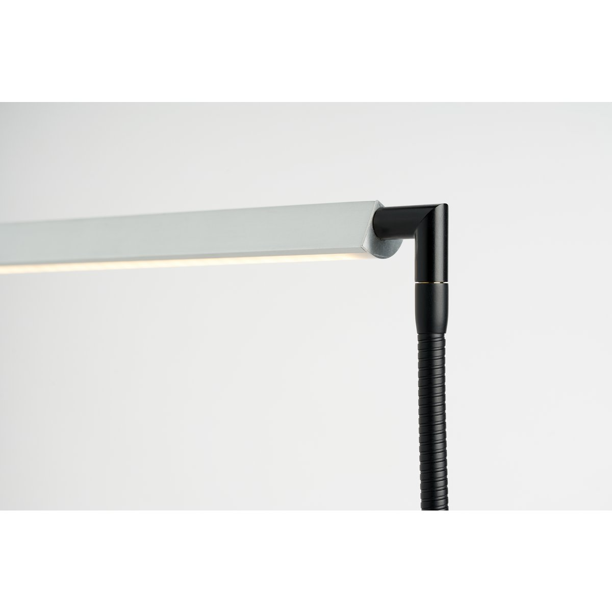 Studeo - 2700K LED-Schreibtischlampe