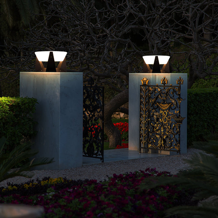 Landinglight - Solar Außenlampe IP65 27×27 cm