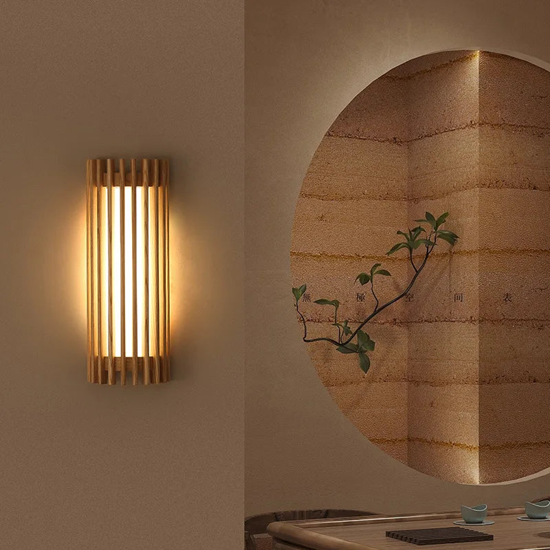 Walnussoptik - Wabi-Sabi-Wandleuchte, Walnussoptik