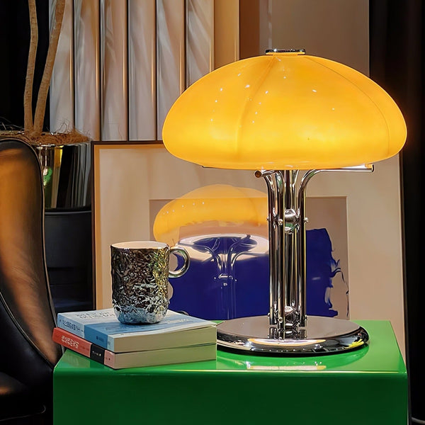 Lino - Bauhaus-Pilz-Tischleuchte mit bernsteinfarbenem