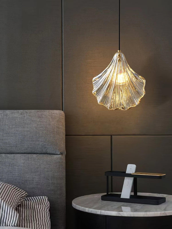 Shell“ - Mini-Pendelleuchte Shell aus Messing und Glas