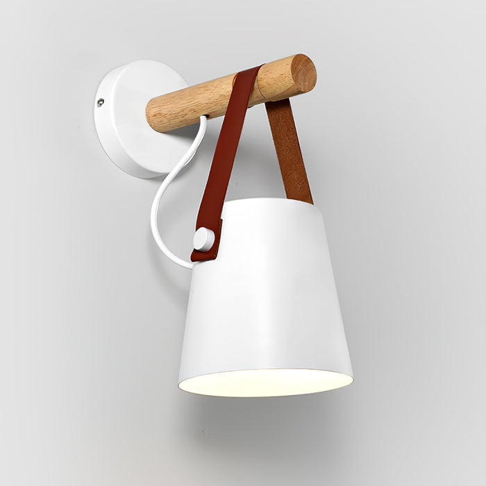Konische - Wandleuchte aus Holz
